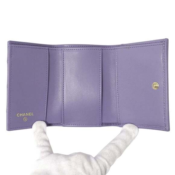CHANEL Purple Caviar Leather Wallet - Picture 4 of 12